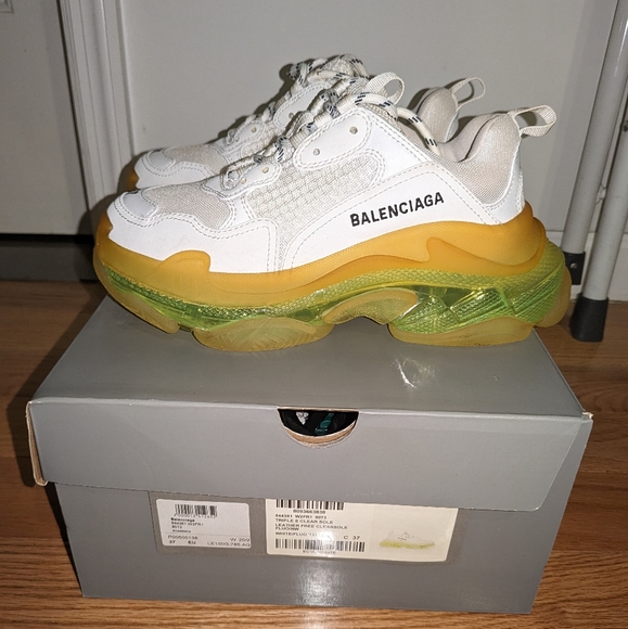 BALENCIAGA TRIPLE S Clear Sole Sneakers Size 37 - Picture 1 of 10